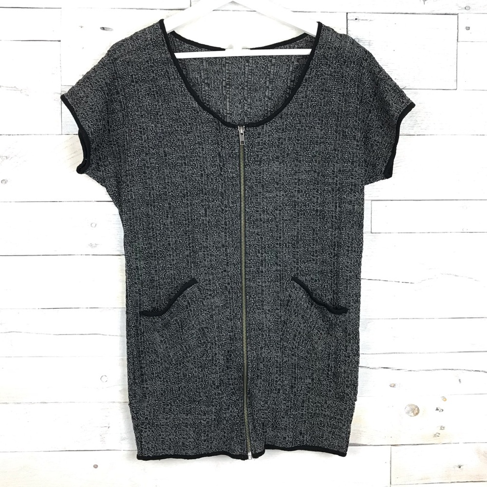 Anthropologie Silence + Noise Gray Zip Shirt Small